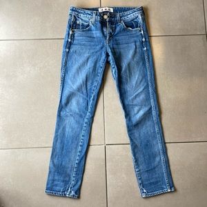 Amo jeans